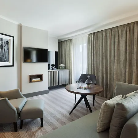 Corinthia Отель 5*