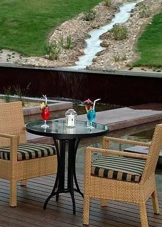 Corinthia Hotel