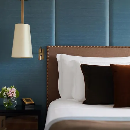 Corinthia Hotel