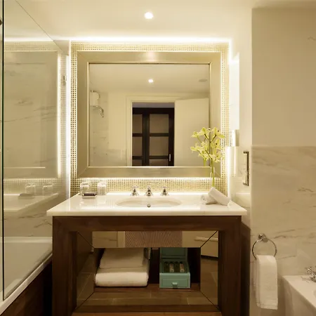 Corinthia